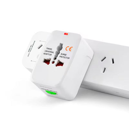 Univerzalni putni adapter za ceo svet All In One