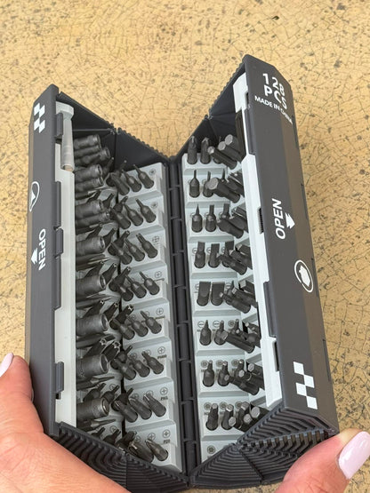 Komplet Odvijača – 128 Magnetnih Nastavaka